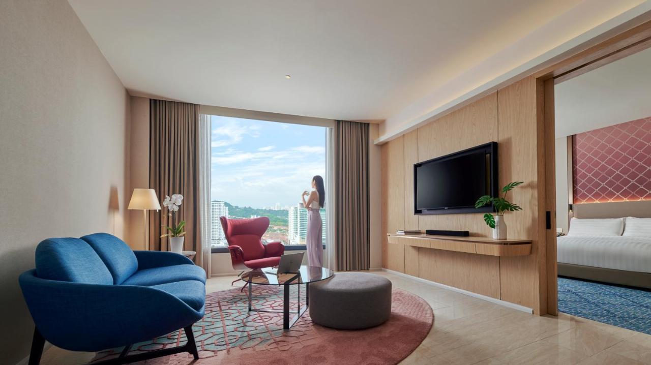 Amari Spice Penang 호텔 바얀레파스 외부 사진 A suite at the hotel