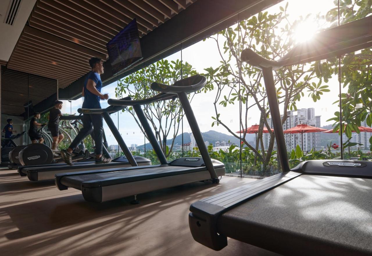 Amari Spice Penang 호텔 바얀레파스 외부 사진 The gym at The Park